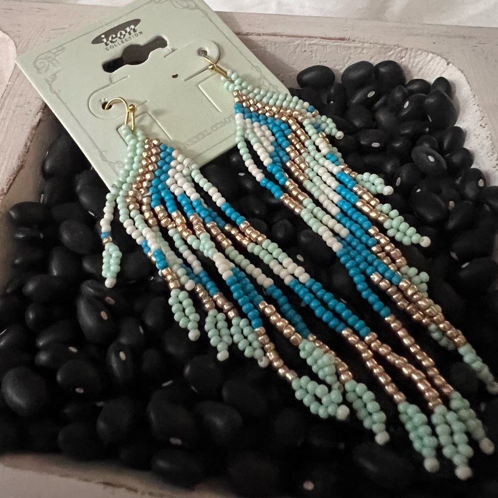 Beaded Geometric Dangle Earrings - Picture 4 of 7